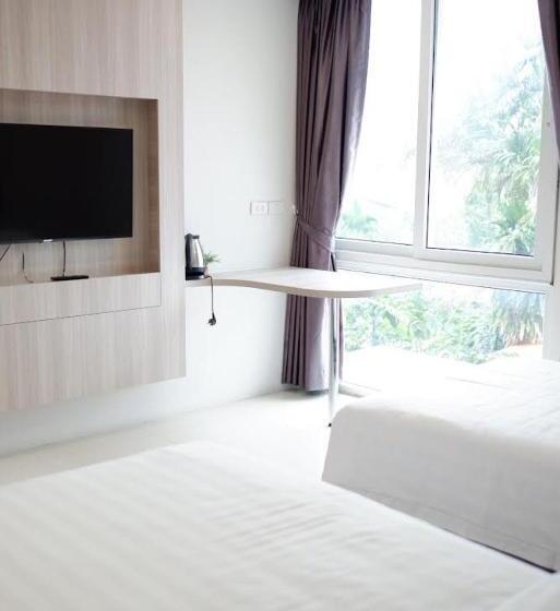 Bear’s Den Hotel Pattaya