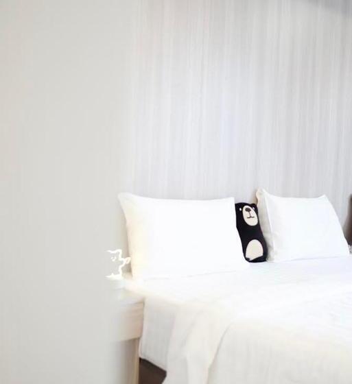 Bear’s Den Hotel Pattaya