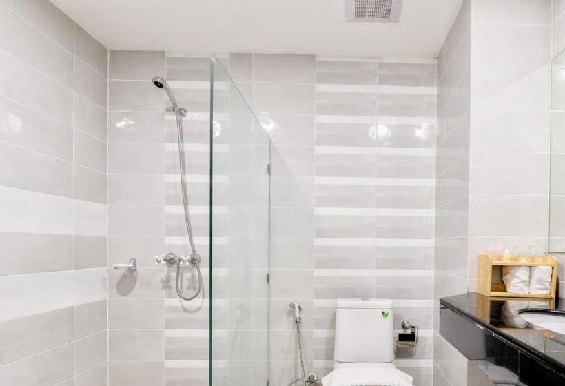 Bear’s Den Hotel Pattaya