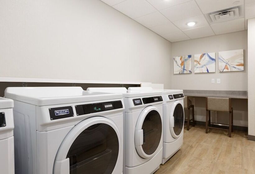 Отель Candlewood Suites   San Antonio   Schertz, An Ihg