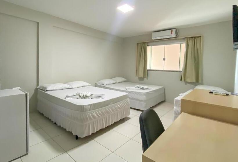 فندق Center Plaza