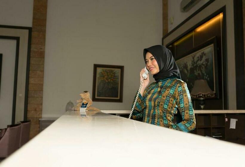 ホテル Efa  Banjarmasin