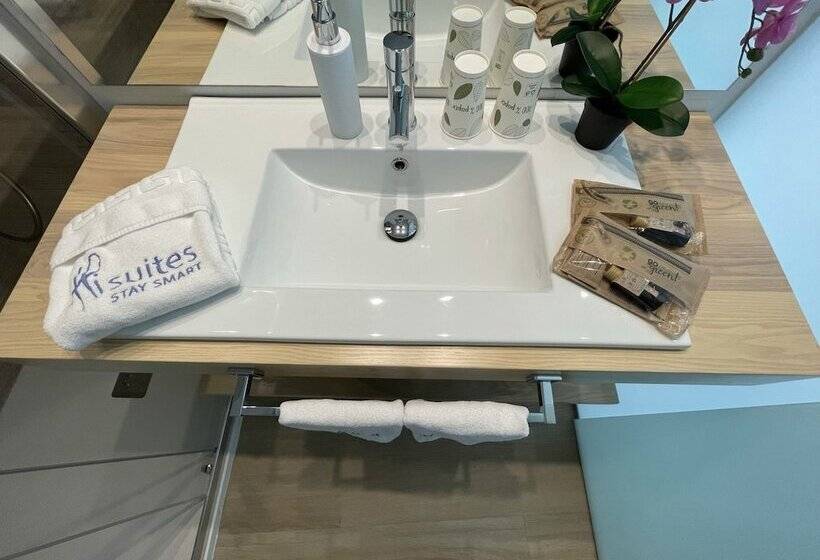 فندق Emblemático Hi Suites