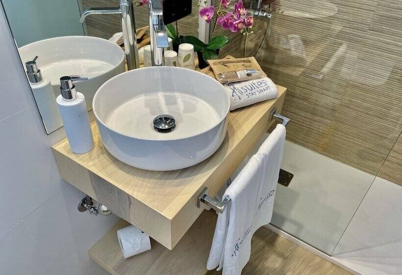 فندق Emblemático Hi Suites