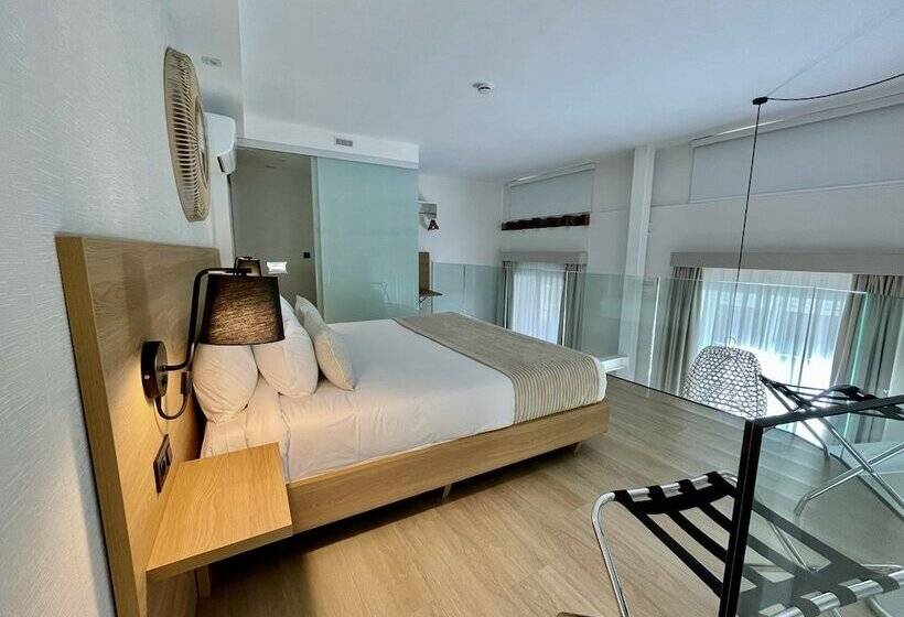 فندق Emblemático Hi Suites