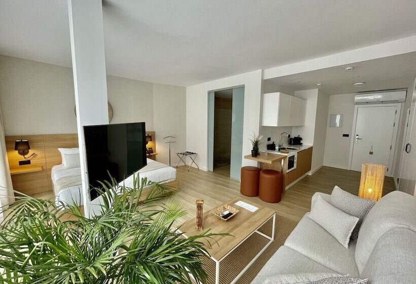 فندق Emblemático Hi Suites