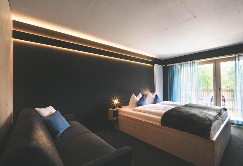 בית מלון כפרי Frutigresort