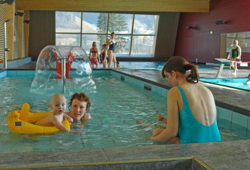 בית מלון כפרי Frutigresort