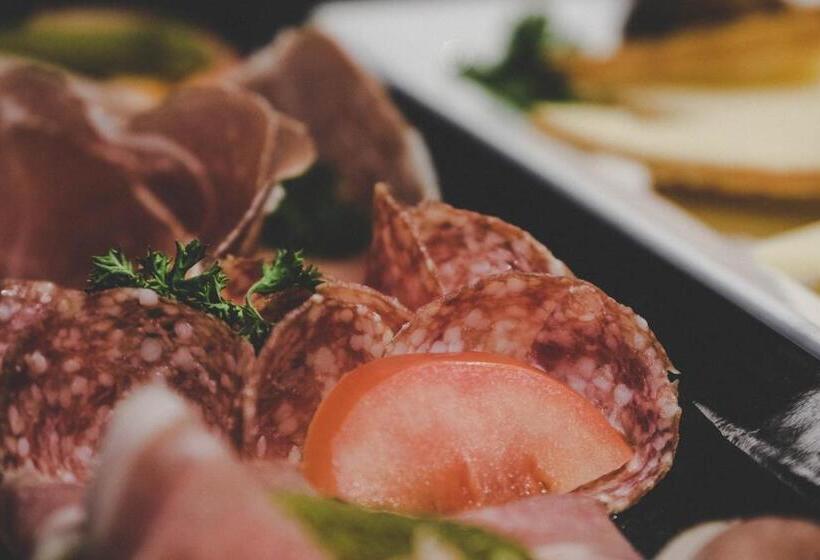 בית מלון כפרי Frutigresort