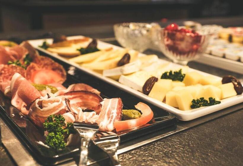 בית מלון כפרי Frutigresort