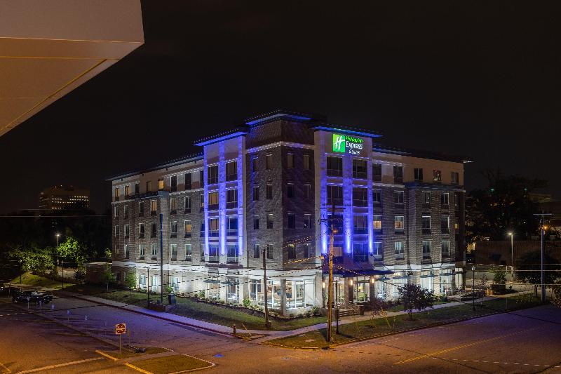 Отель Holiday Inn Express & Suites Columbia Downtown The Vista, An Ihg