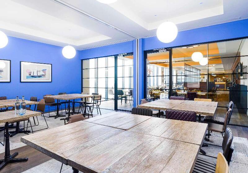 בית מלון כפרי Ibis Bridgwater, M5 Jct23