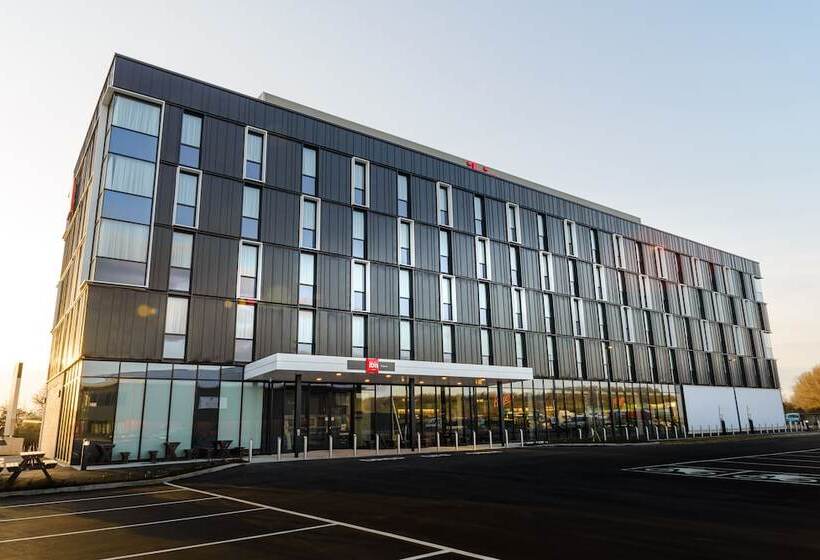 בית מלון כפרי Ibis Bridgwater, M5 Jct23