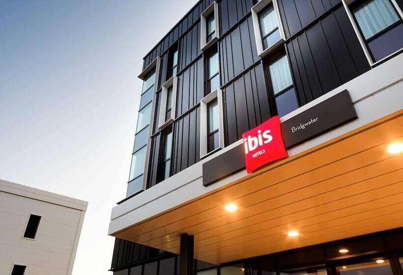 בית מלון כפרי Ibis Bridgwater, M5 Jct23