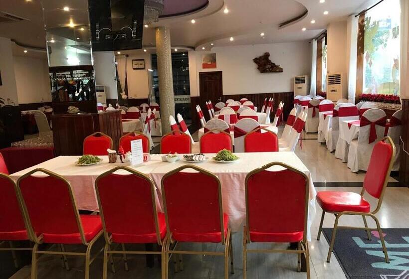 هتل Khách Sạn Hồng Ngọc Phú Yên