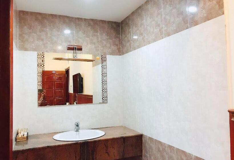 هتل Khách Sạn Hồng Ngọc Phú Yên