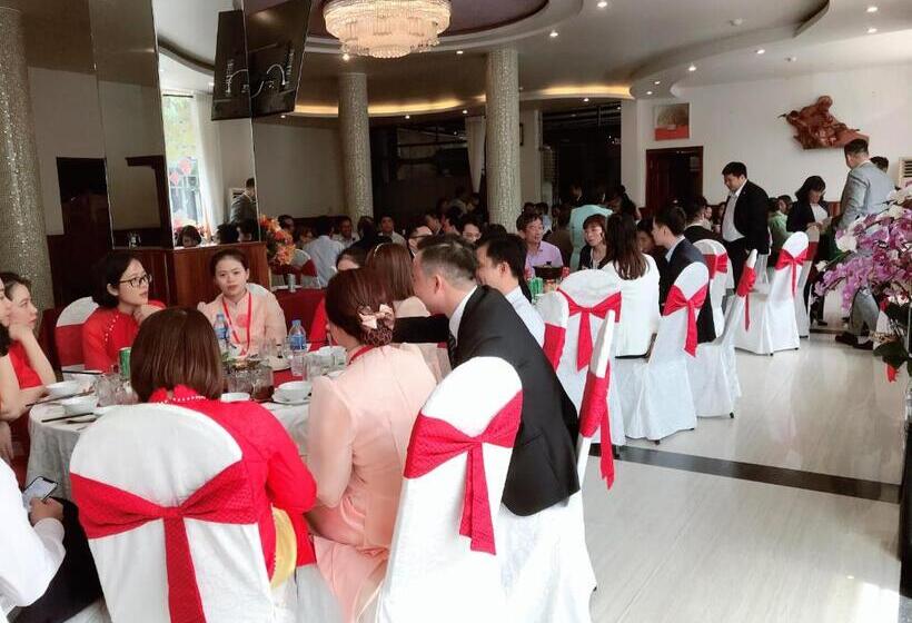 هتل Khách Sạn Hồng Ngọc Phú Yên