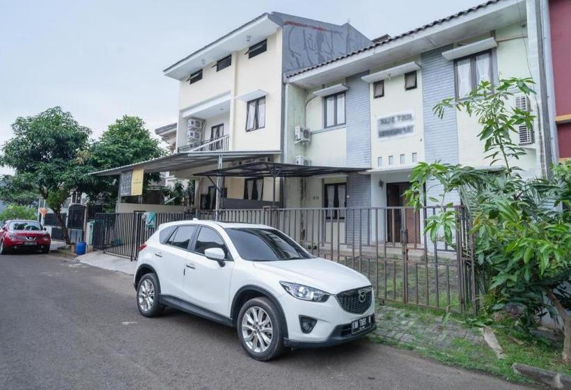 酒店 Koolkost @ Anggrek Residence Serpong