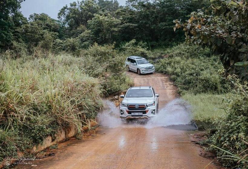 فندق Lakegala Resort