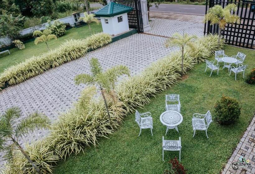 فندق Lakegala Resort