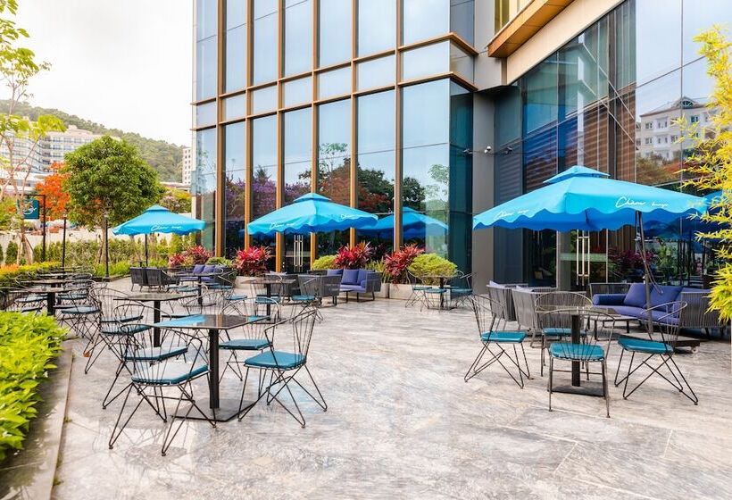 هتل Muong Thanh Luxury Ha Long Centre