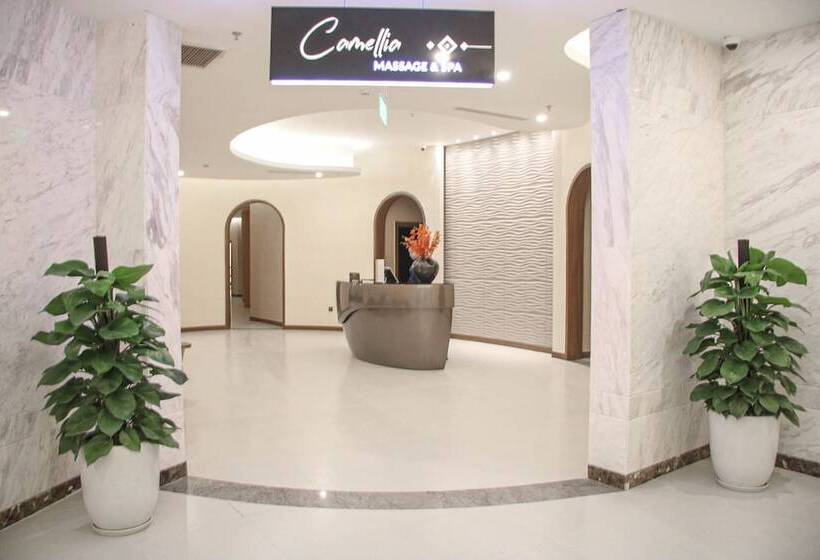 هتل Muong Thanh Luxury Ha Long Centre