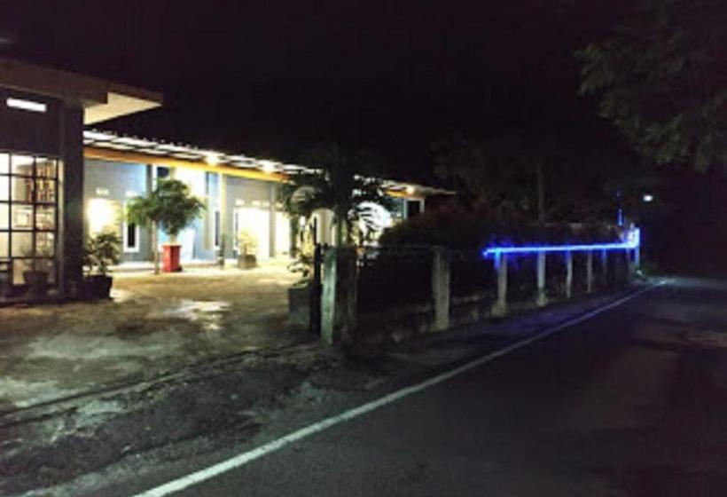 בית מלון כפרי Oyo 90054 Wisma Arafah