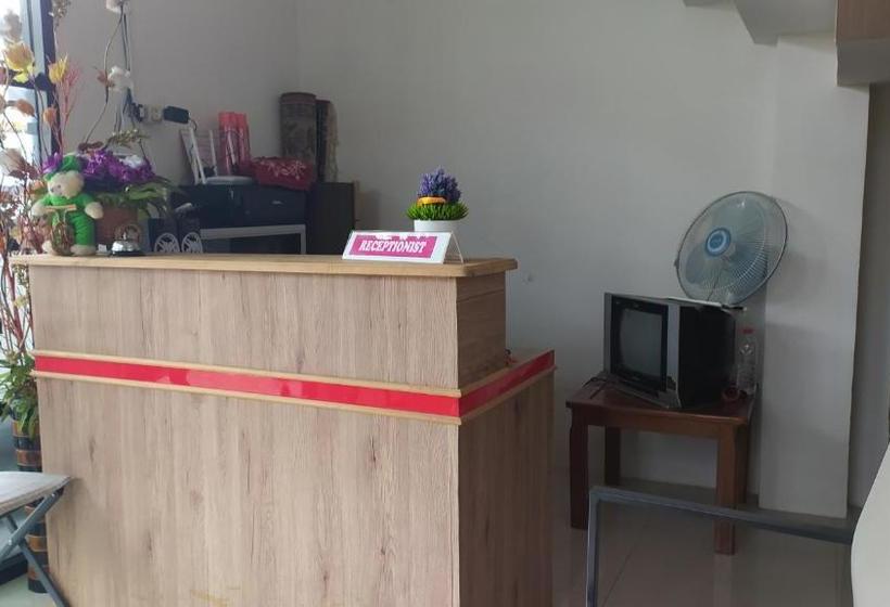 בית מלון כפרי Oyo 90054 Wisma Arafah