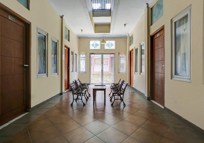 בית מלון כפרי Oyo 90068 Exclusive Barkah Residence Syariah