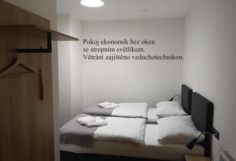 فندق Penzion Don