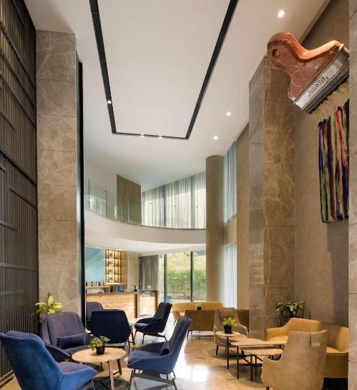 호텔 Radisson Blu Mumbai International Airport