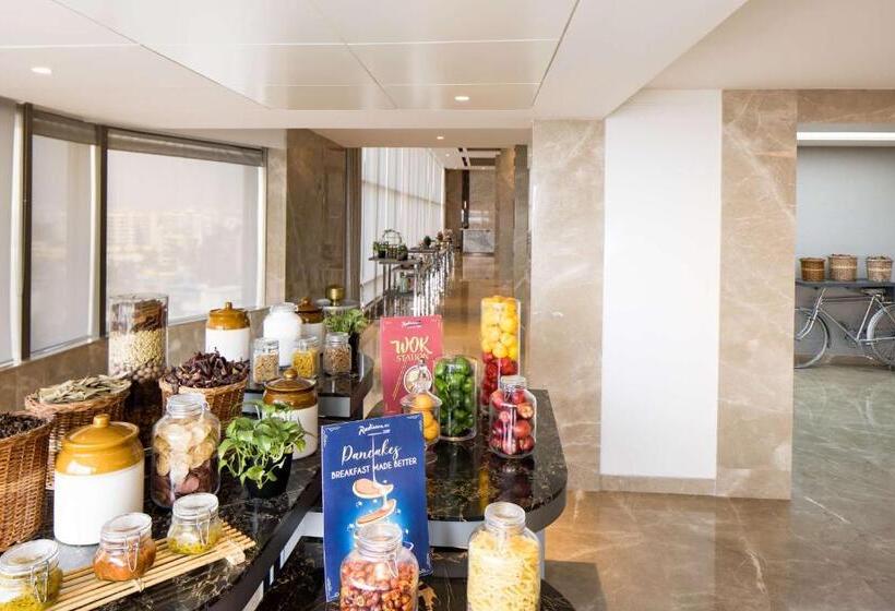 호텔 Radisson Blu Mumbai International Airport