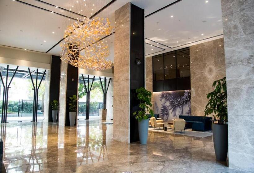 호텔 Radisson Blu Mumbai International Airport