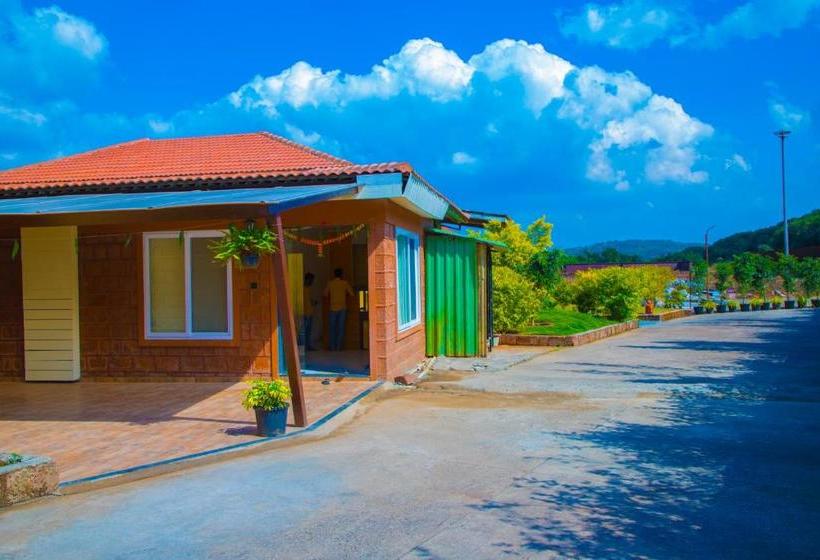 Отель Red Button Resort