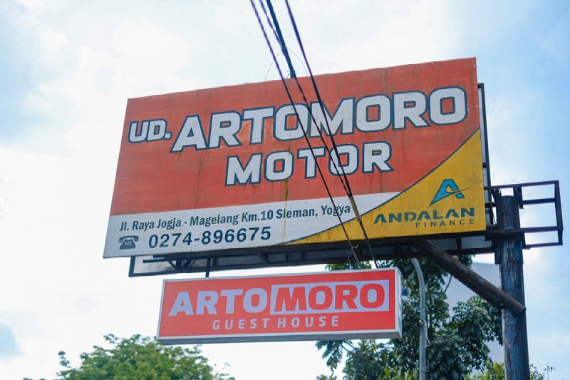 호텔 Reddoorz At Artomoro Guest House