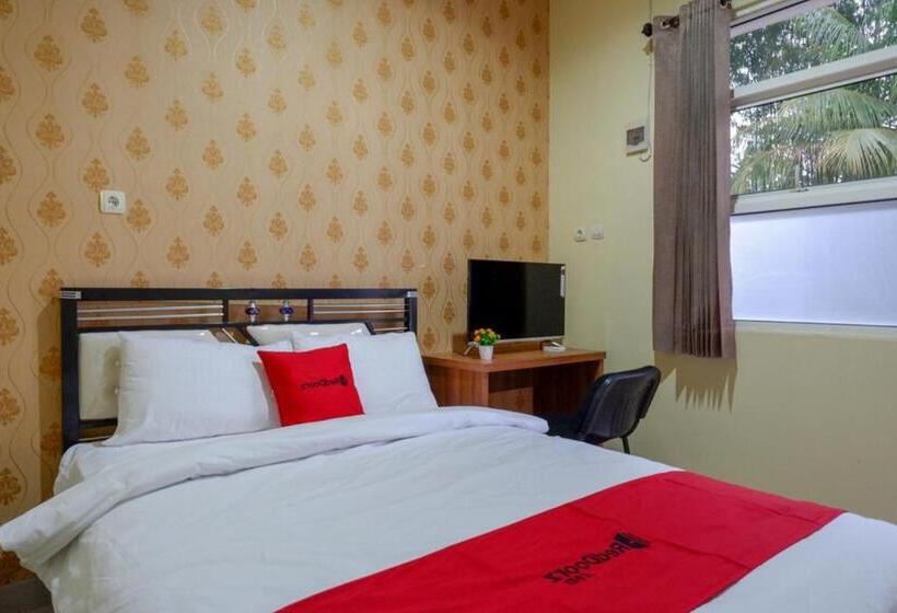 فندق Reddoorz @ Jalan Bali Cilacap