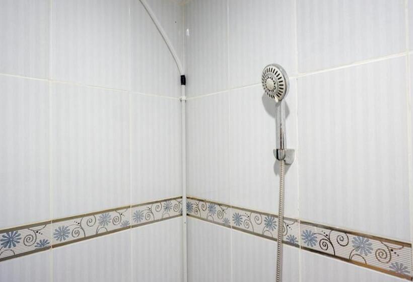 هتل Reddoorz @ Jalan Bali Cilacap