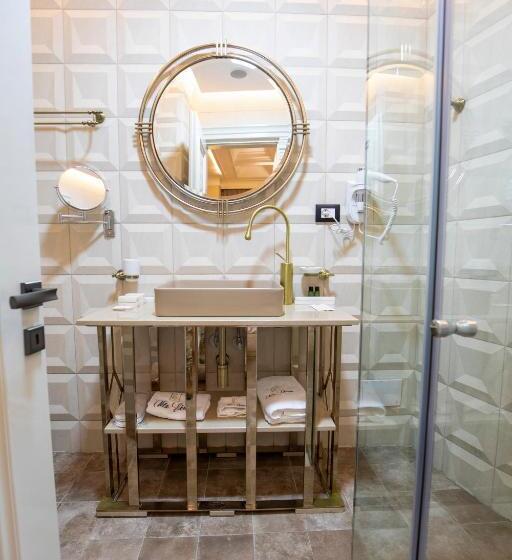 בית מלון כפרי Vila Ekrem