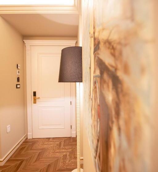 בית מלון כפרי Vila Ekrem