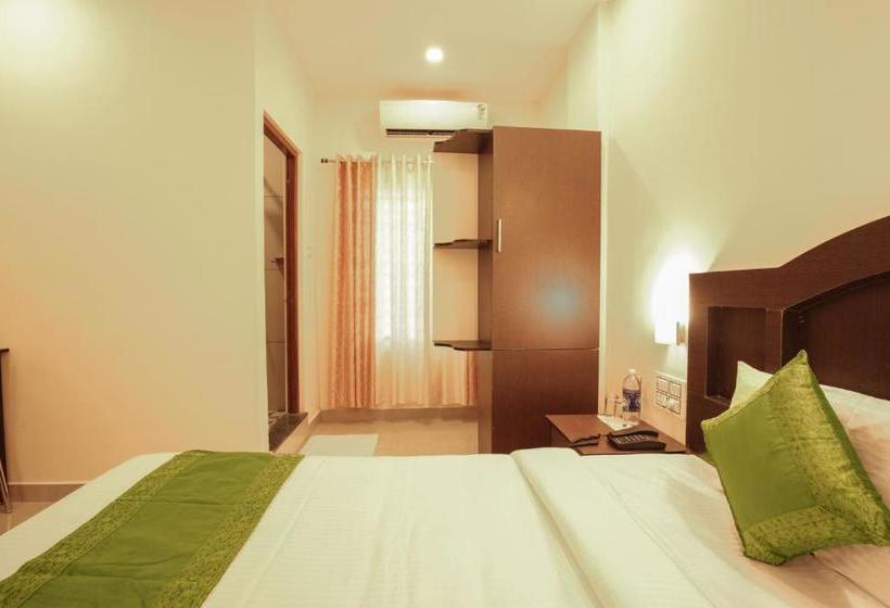 Отель Zion Plaza