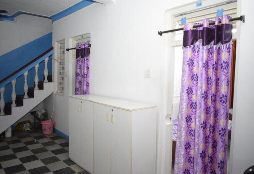 펜션 Balaji Guest House