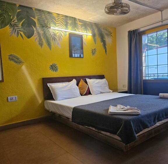 Piggy Hostel Calangute