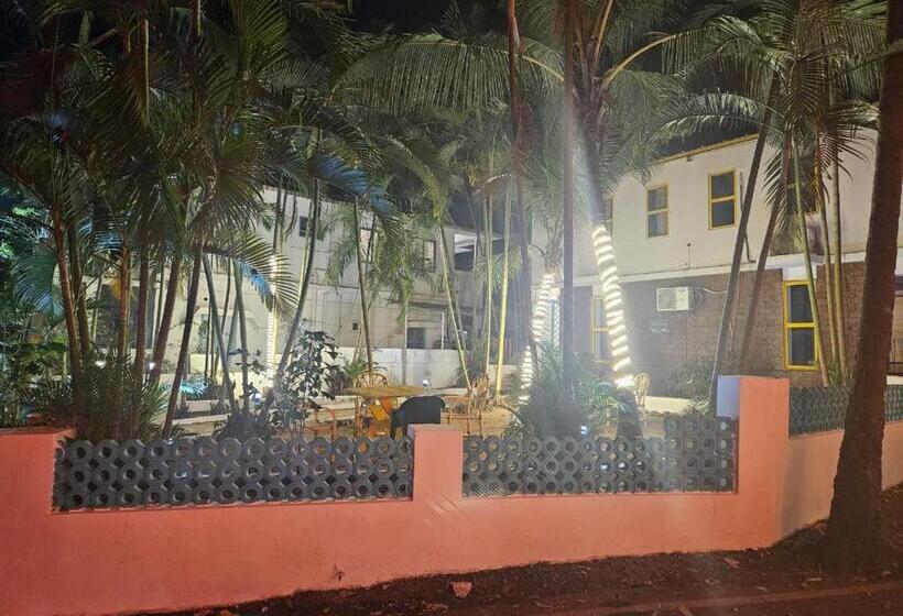 Piggy Hostel Calangute