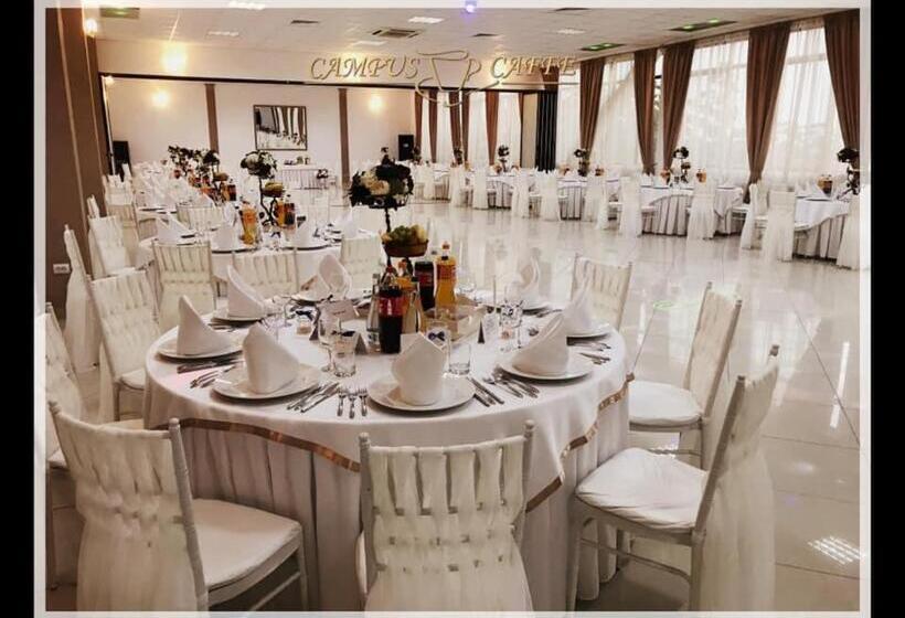 استراحتگاه Campus Caffe Mansion