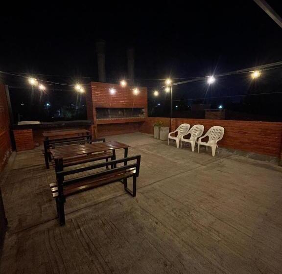 استراحتگاه Costalago Suites