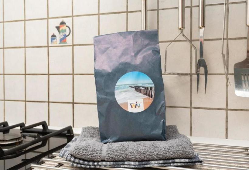 リゾートホテル Holidayhouse   Het Smallengange 45 Kortgene