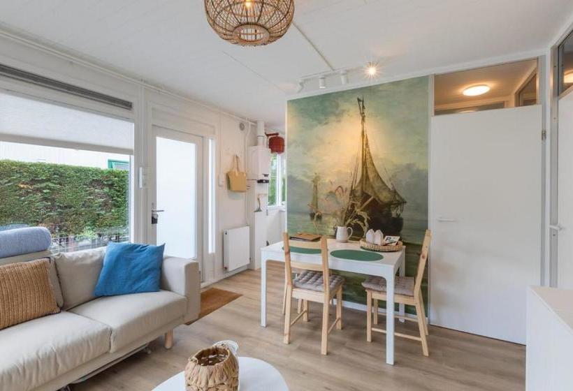 リゾートホテル Holidayhouse   Noordendolfer 2 49 Zoutelande