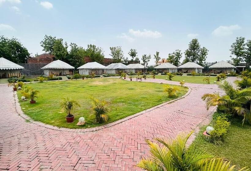 אתר נופש Om Vilas Benares, Varanasi