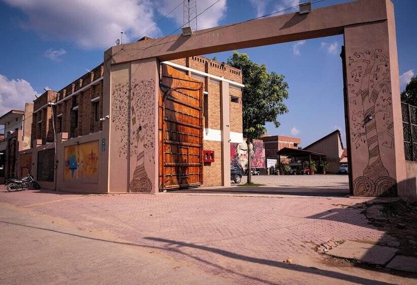 אתר נופש Om Vilas Benares, Varanasi