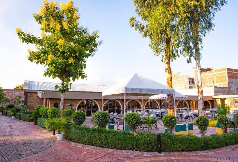 אתר נופש Om Vilas Benares, Varanasi